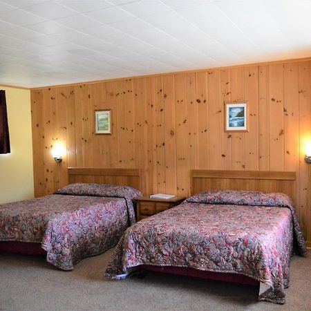 Baileys Sunset Motel เบลีย์ส ฮาร์เบอร์ ภายนอก รูปภาพ